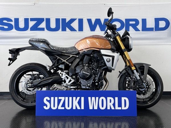 スズキワールド船橋展示車GSX-8Tゴールド.jpg