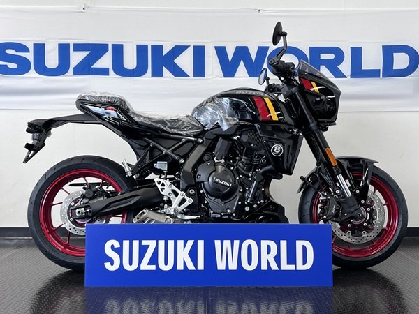スズキワールド船橋展示車GSX-8TTブラック.jpg