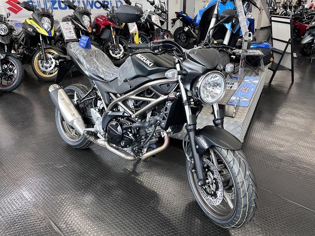 スズキワールド船橋 2025年モデル SV650 グリーン展示車画像.JPG