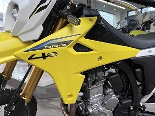 スズキワールド船橋店試乗車・DR-Z4S外装画像.JPG