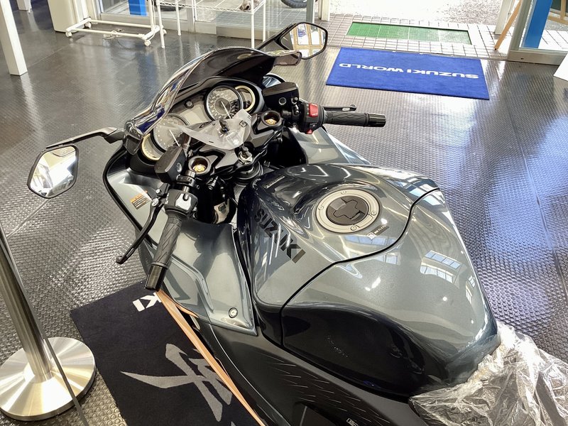 Hayabusa ギャラクシーグレーメタリック3.jpeg