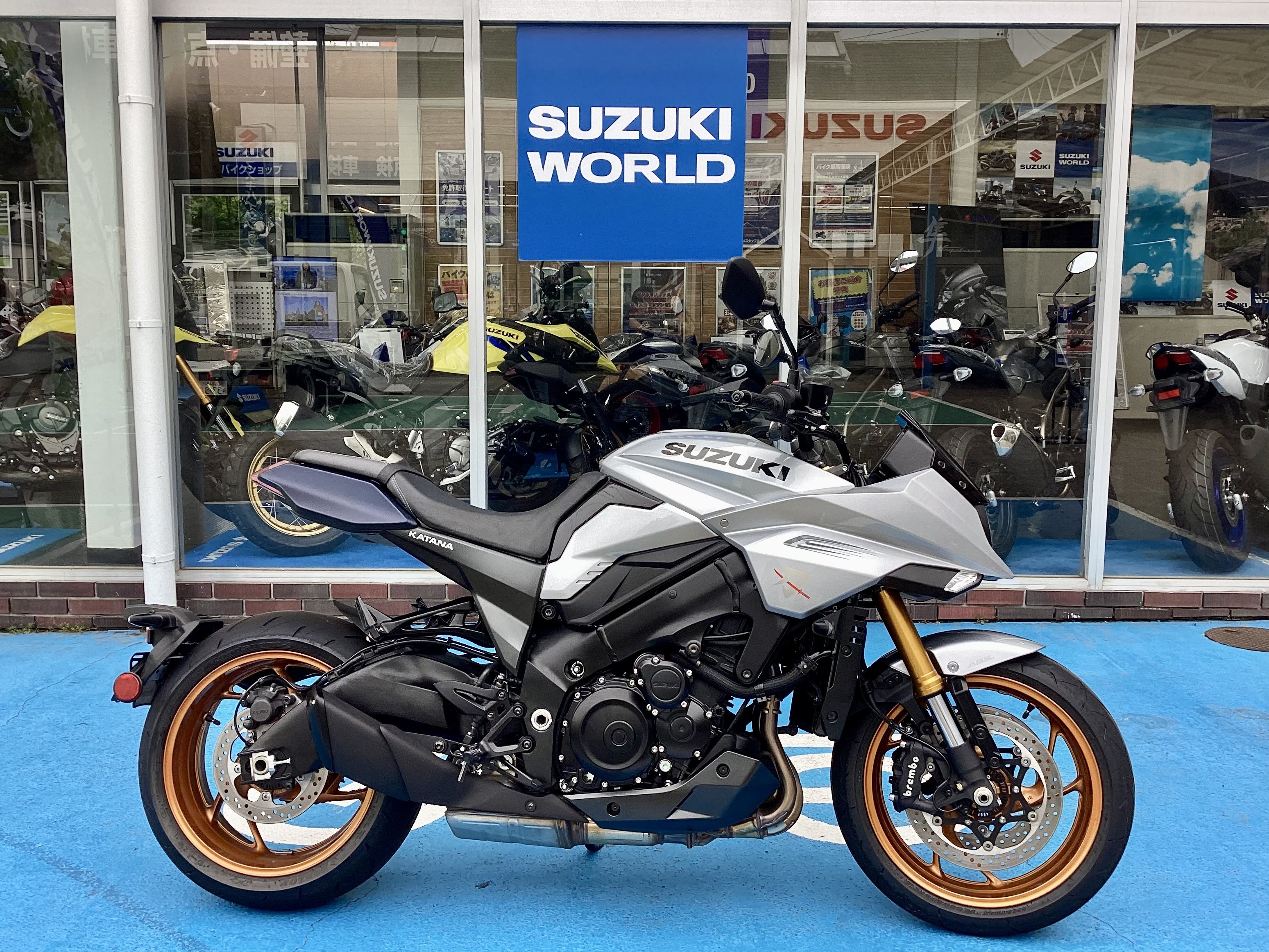 KATANA 中古 スズキワールド守山.jpeg