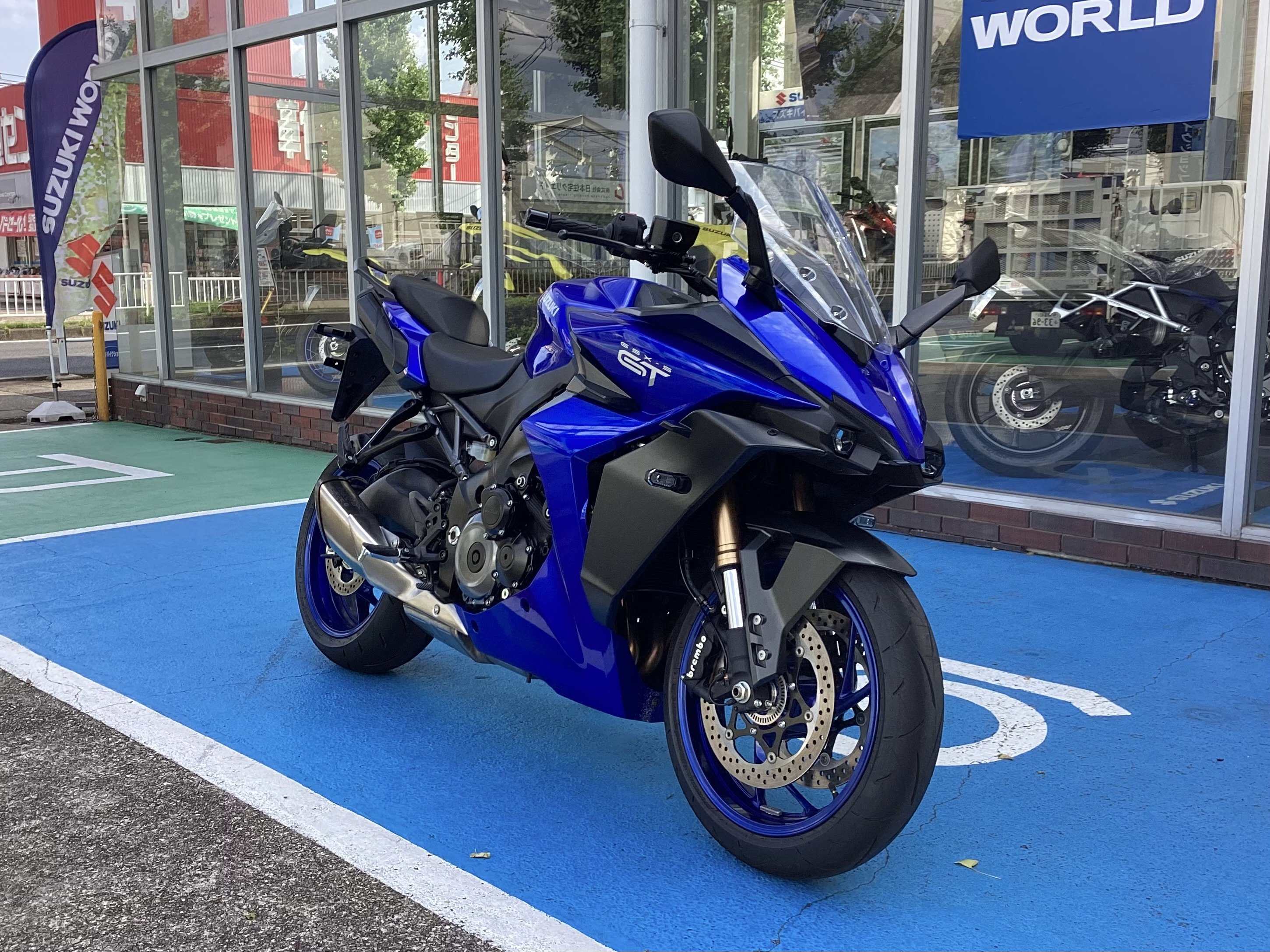 GSX-S1000GT 中古車 スズキワールド守山2.jpeg