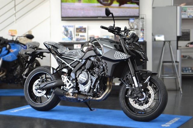 スズキワールド千里-2026年モデル-GSX-8S-ブラック-1.jpg