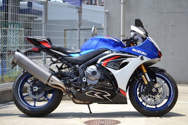 スズキワールド千里ーGSX-R1000R-レンタル-10640にリサイズ済み.jpg