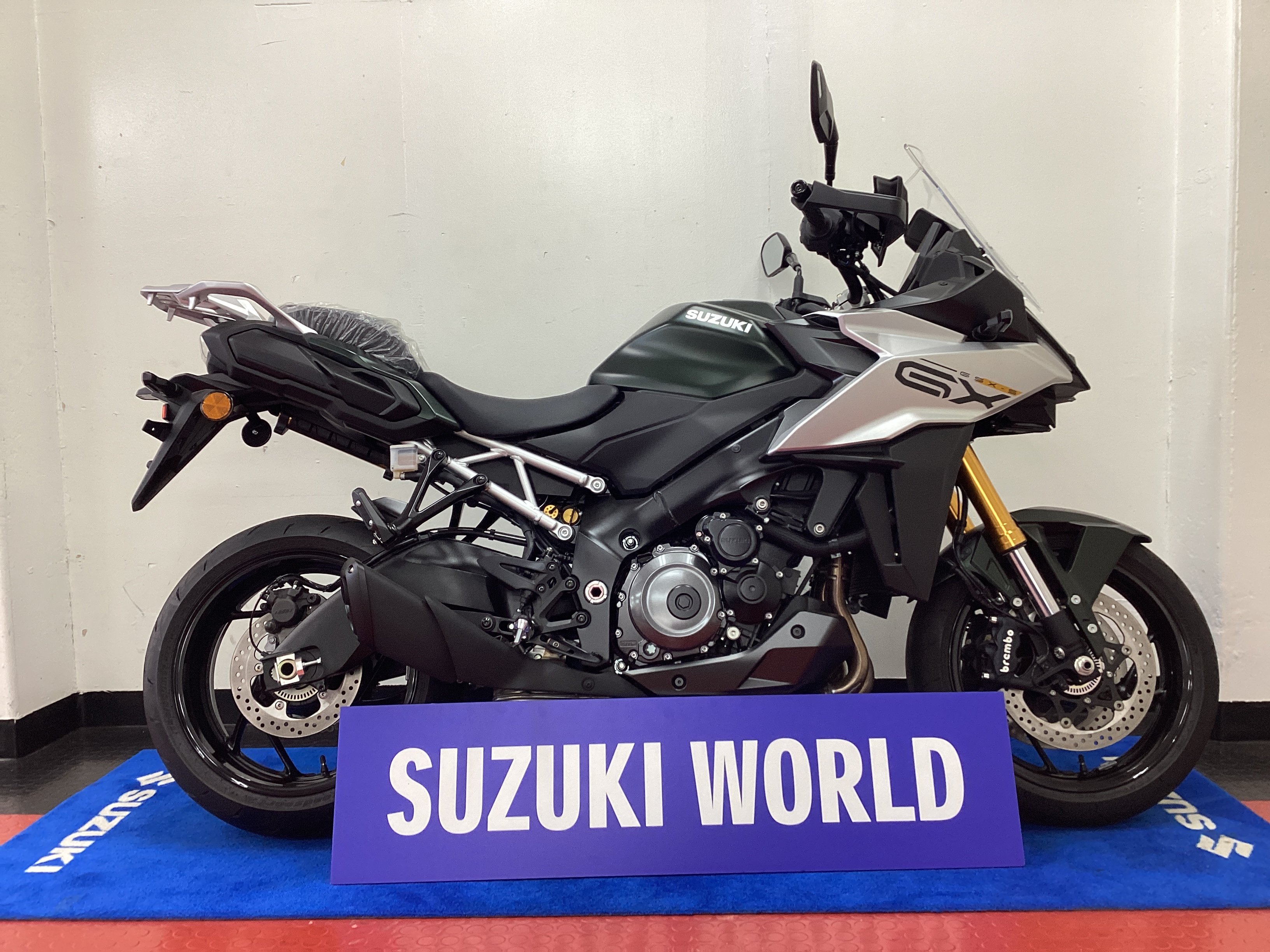 GSX-S1000GX　スズキ　 (1).JPG