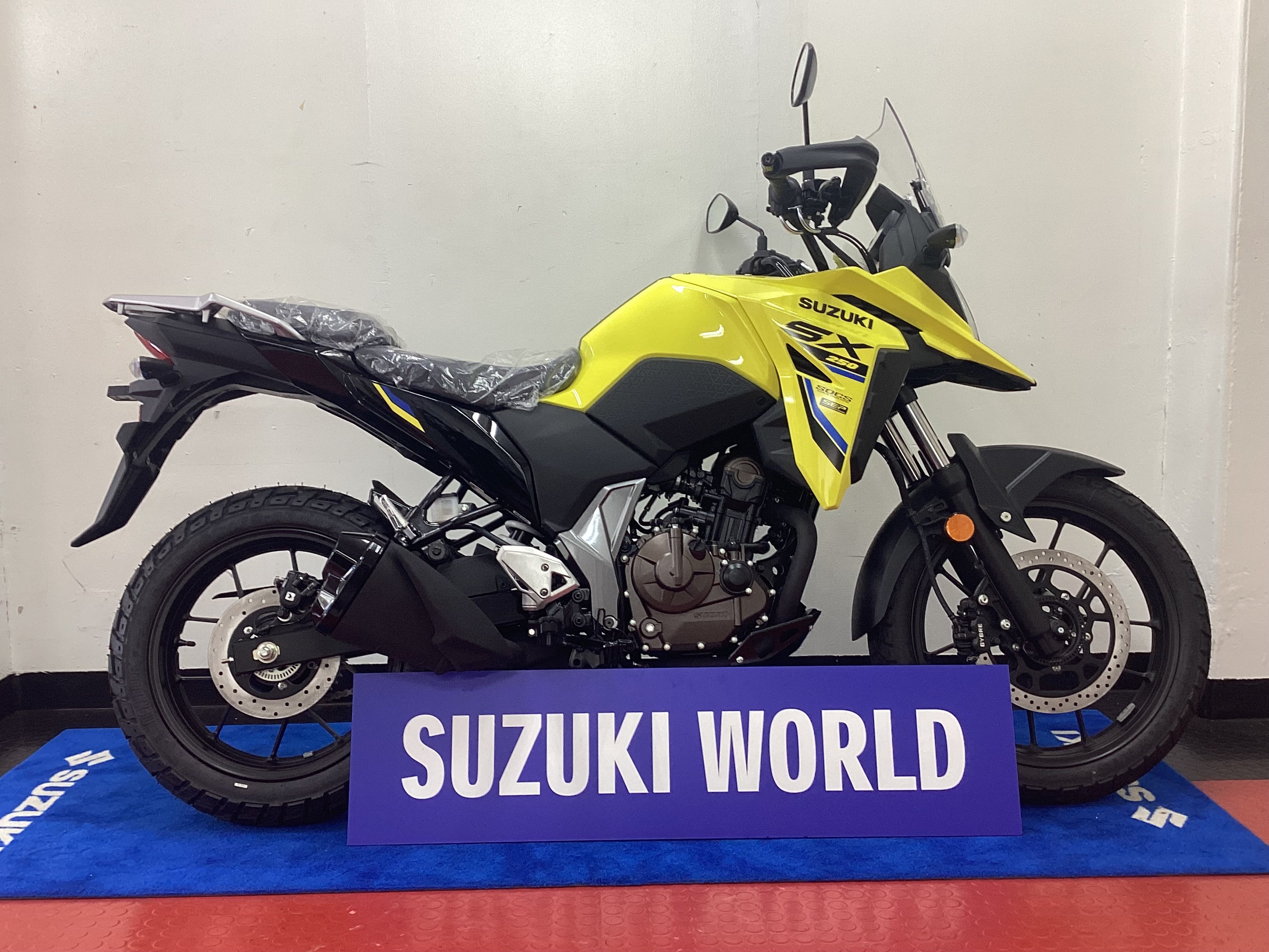 Vストローム250SX　2026モデル　イエロー (5).JPG