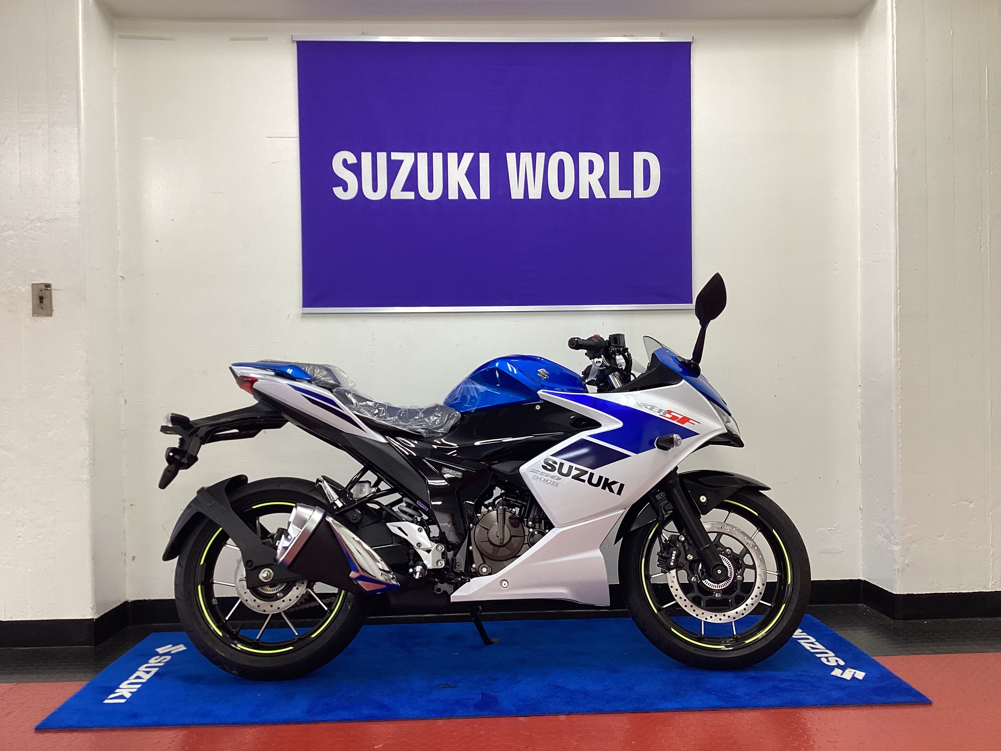 ジクサーSF250.JPG