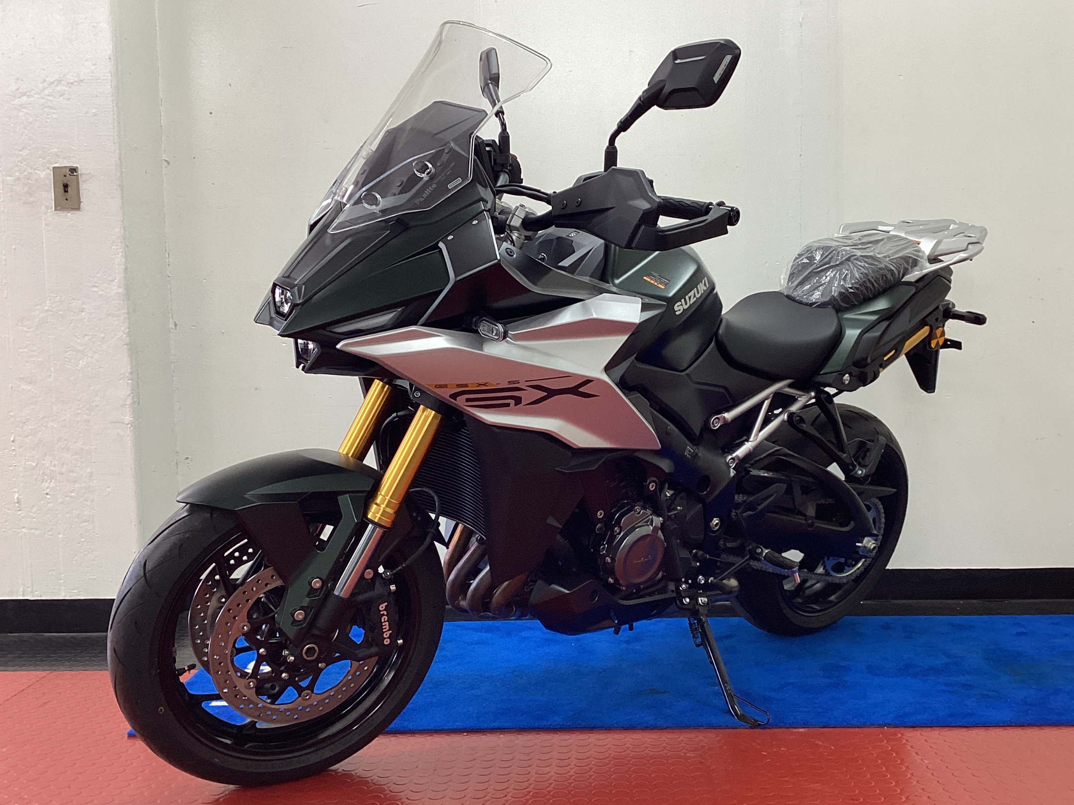 GSX-S1000GX　スズキ　 (1).PNG