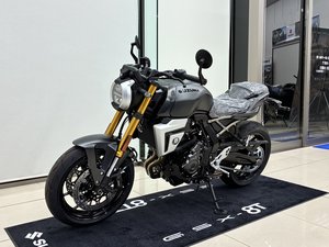 GSX-8T ブラック2.jpeg