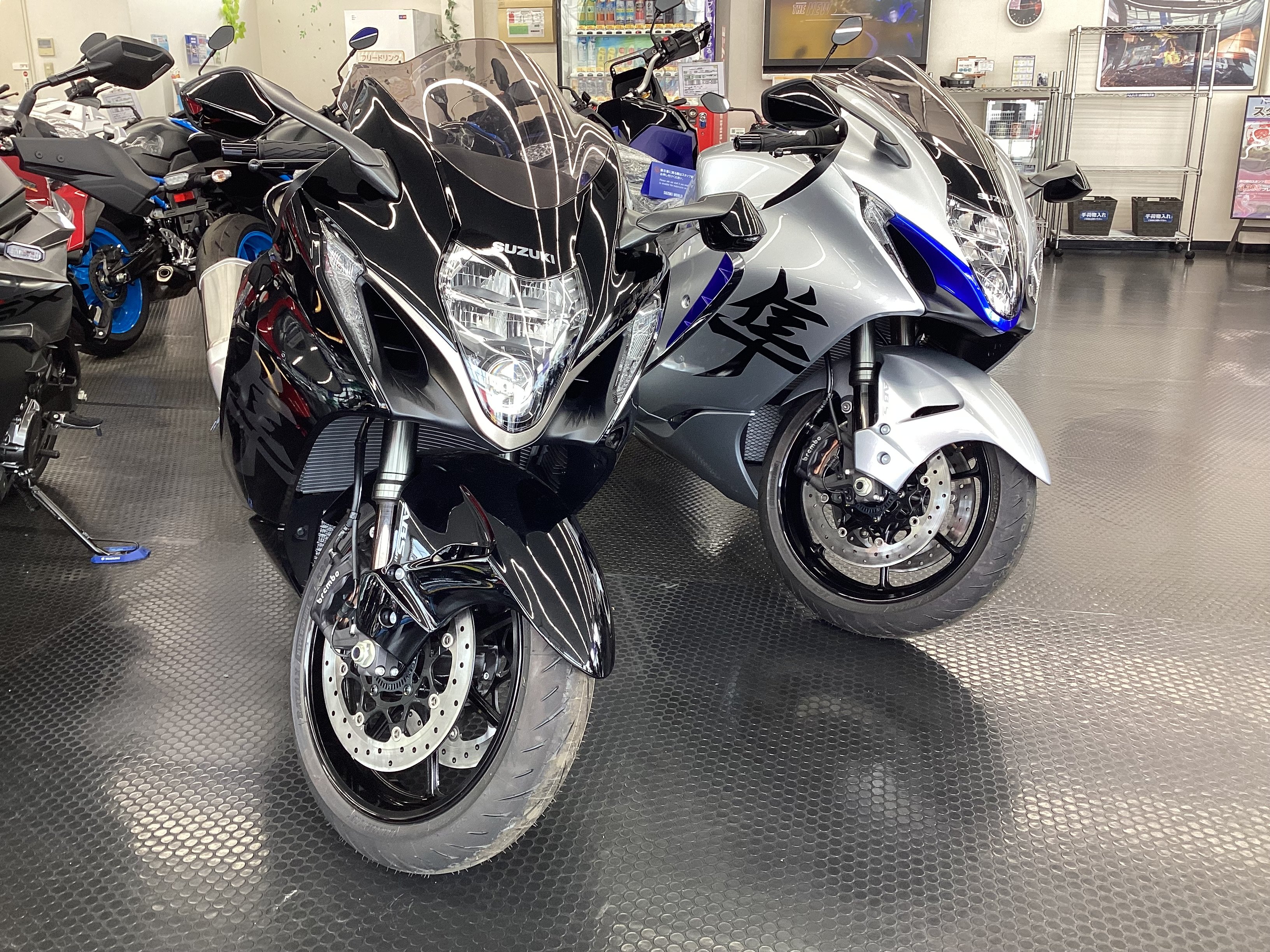 2025年モデル【 Hayabusa 】 全色入荷しています！ | スズキワールド大和